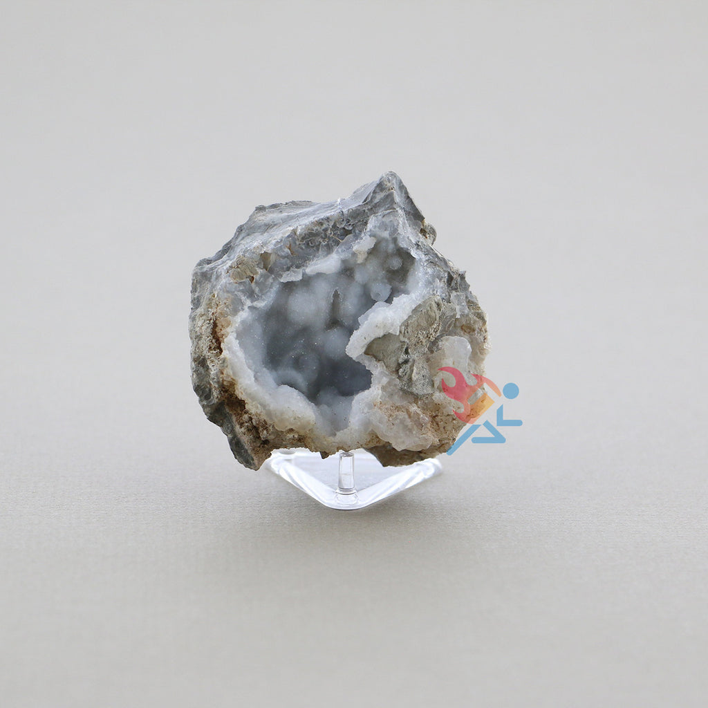 1.5" Angled Triangle 3-Peg Display Stands for Minerals Fossils Geodes