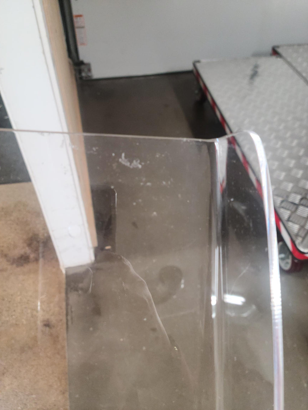 Acrylic 12-inch Heavy Duty Plate Display Stand for 15" - 18" Plates Chargers Frames